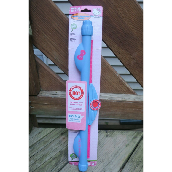 NEW Munchkin Sanrio HELLO KITTY Car Sunblock Sun Shade w/ HEAT ALERT SYSTEM - Picture 6 of 11